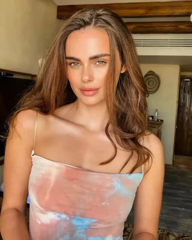 1730886930 564 Xenia Deli Measurements bio height weight shoe and bra size.webp