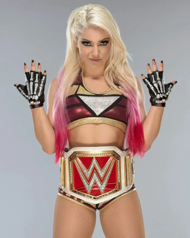 1731060654 205 Alexa Bliss measurements bio heightweight shoe and bra size.webp