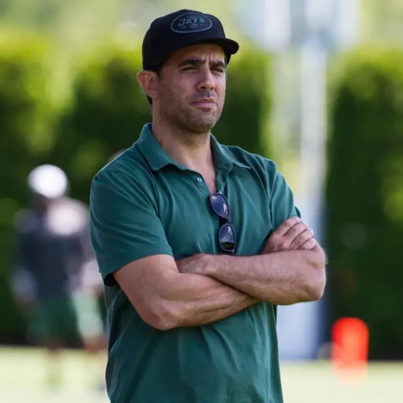 1731063234 520 Bobby Cannavale measurements bio height weight shoe size.webp