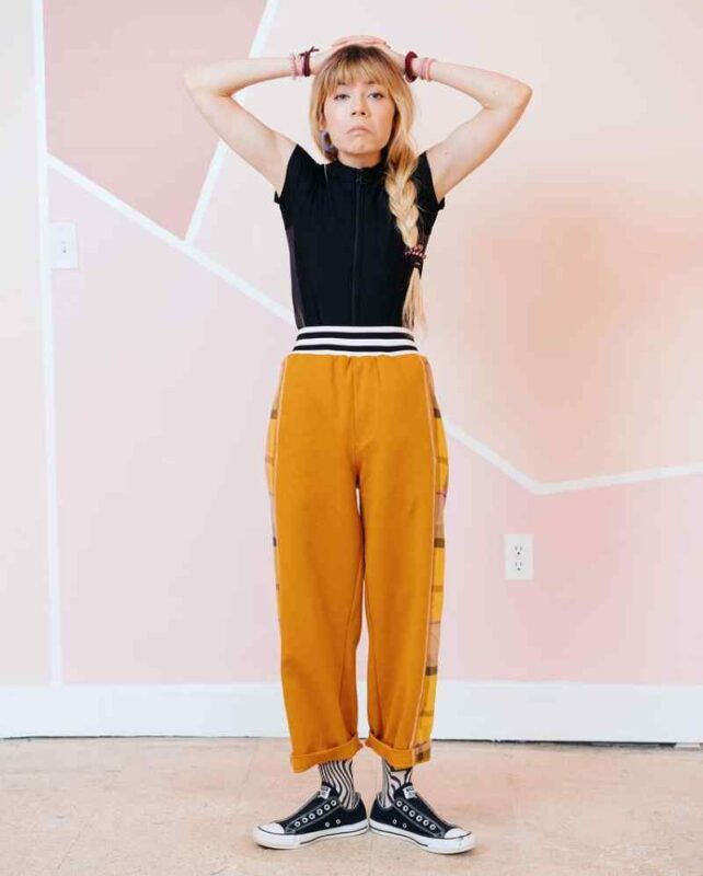 1731071459 526 Jennette McCurdy measurements bio height weight shoe and bra size