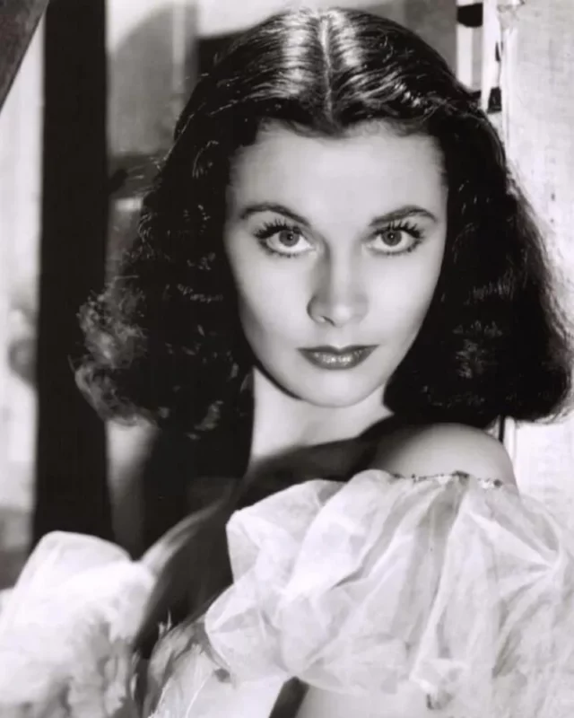 1731078290 808 Vivien Leigh measurements bio height weight shoe and bra size.webp