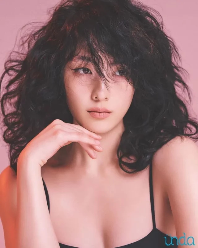 1731285150 51 Kang Ji young measurements bio height weight shoe and bra size.webp