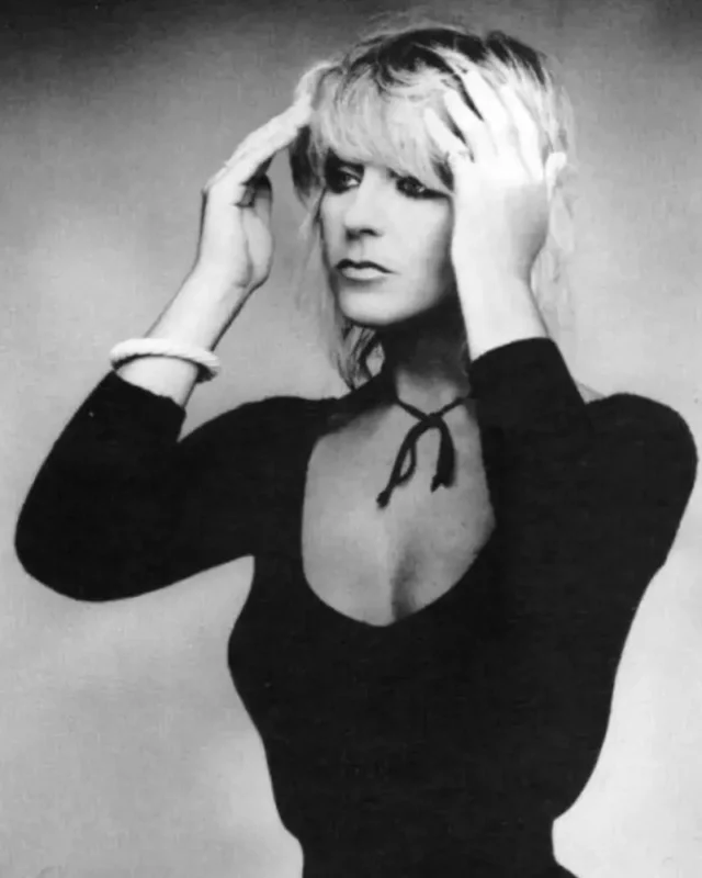 1731289527 97 Christine Mcvie measurements bio heightweight shoe and bra size.webp