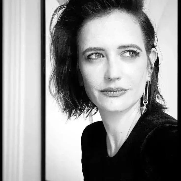 1731422776 576 Eva Green measurements bio heightweight shoe and bra size.webp