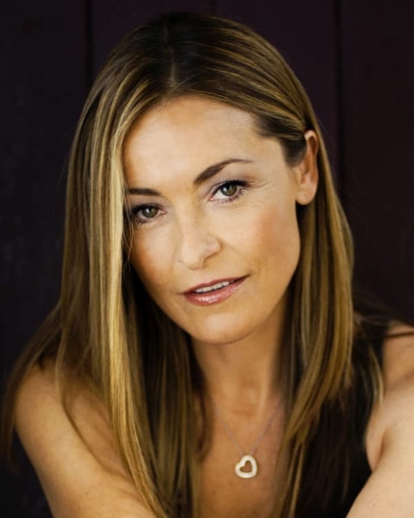 Amanda Donohoe measurements bio height weight shoe and bra size