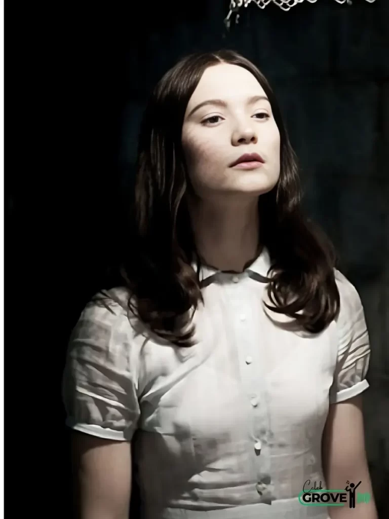 Mia Wasikowska Struggle and Career