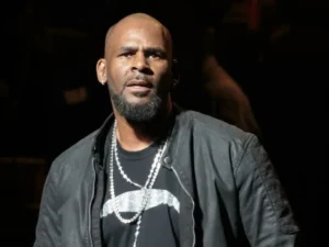 R. Kelly .webp