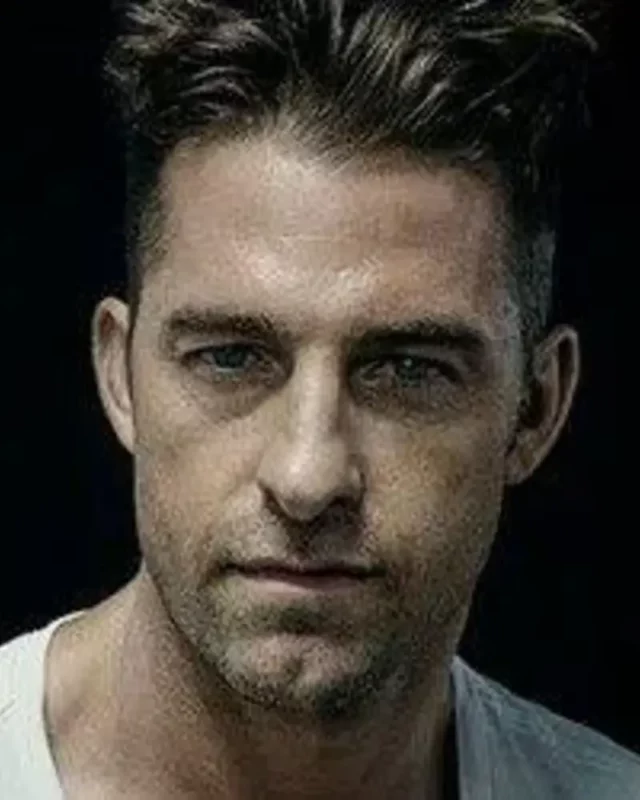 Scott Speedman measurements bio heightweight shoe size.webp